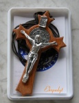 Krzyż św. Benedykta - drewniany